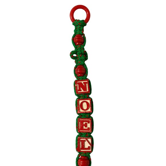 Vintage Christmas Noel Macrame Red And Green Blocks Wall Hanging - Picture 3 of 4